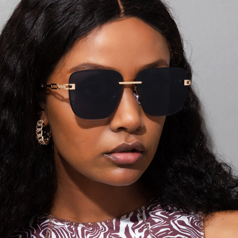 Fashion Frameless Trimming Square Sunglasses